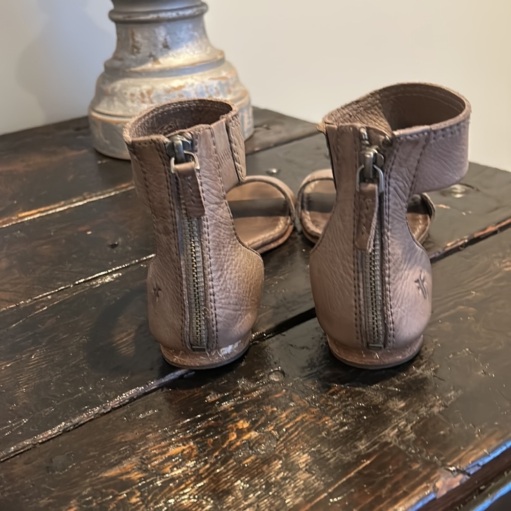 Frye Brown Leather Sandals - Picture 2 of 4